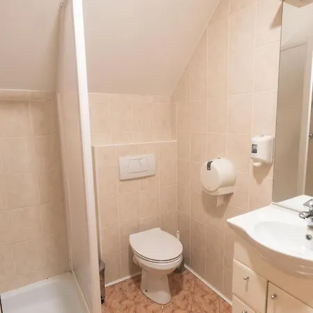 Brunarica Guest house 3*